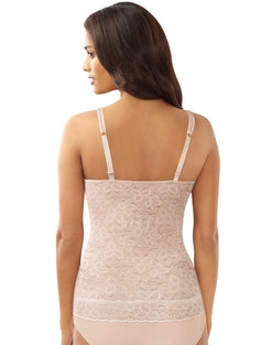 Camisole galbante en dentelle et en douceur Bali