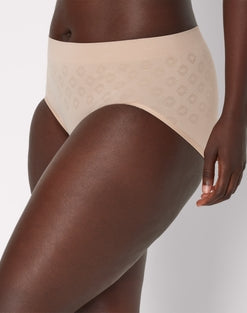 Culotte de protection contre les fuites légères et les règles Beautifully Confident sans couture